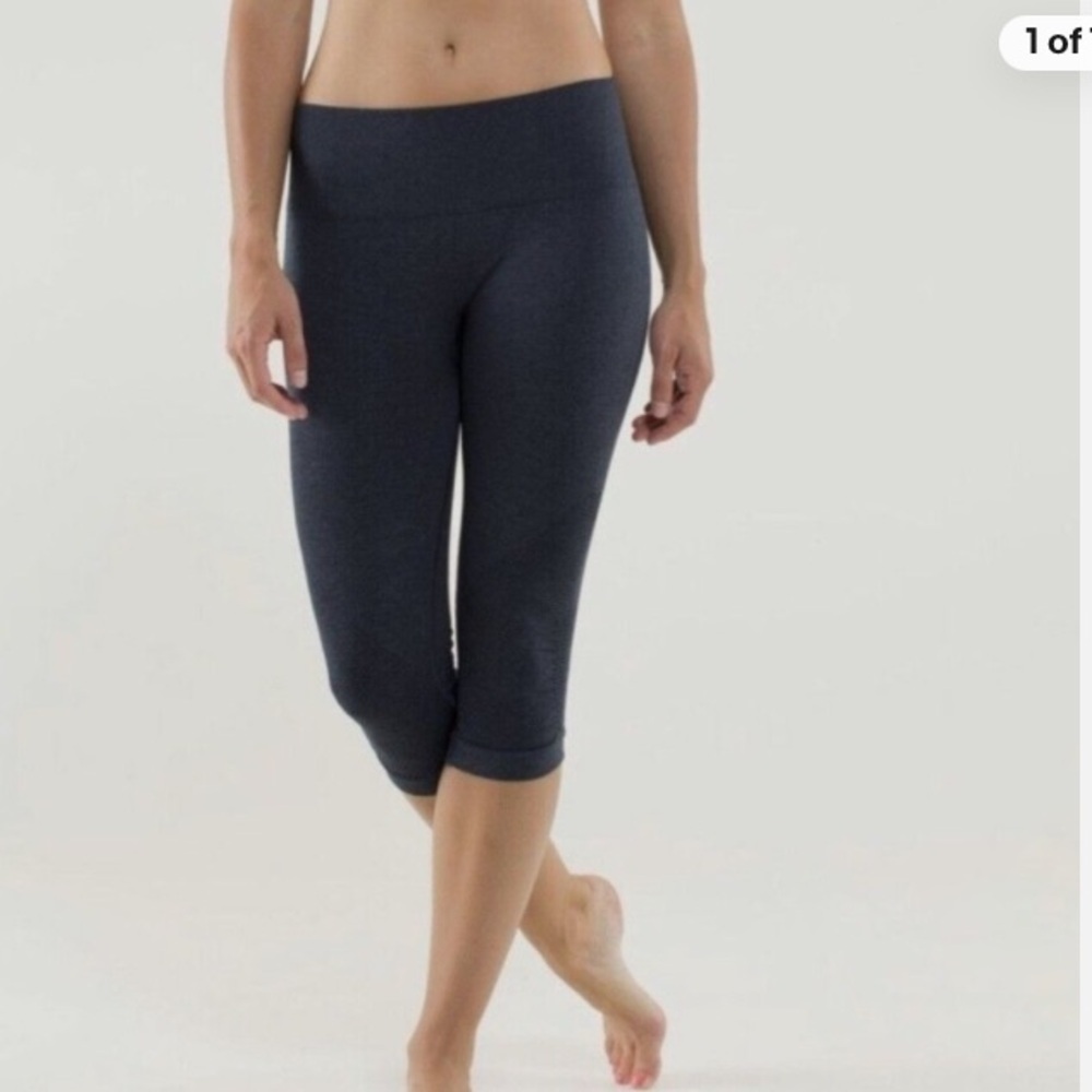 lululemon athletica In The Flow Crop Heathered Deep Coal Gray Size 12